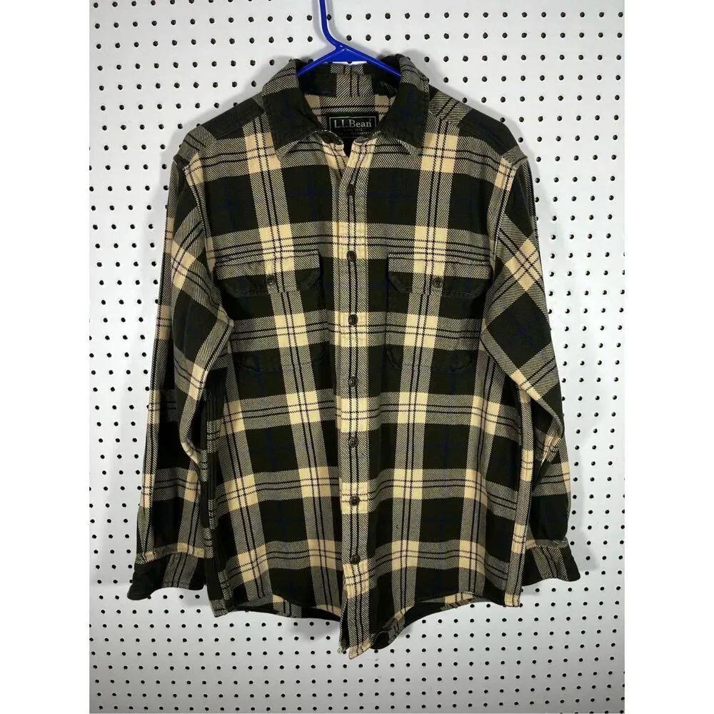 L.L bean button down heavy flannel shirt size M